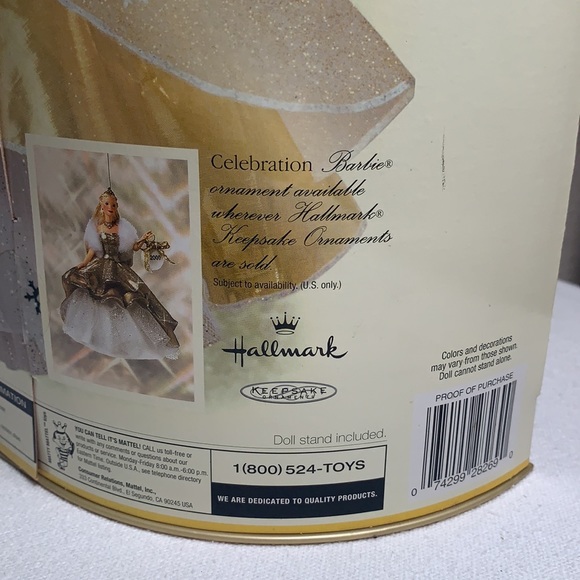 NIB 🤩 2000 Special Edition Celebration Barbie - Picture 5 of 8